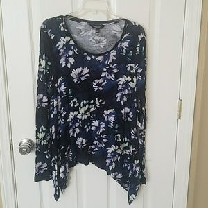 Simply Vera Wang flowered tunic